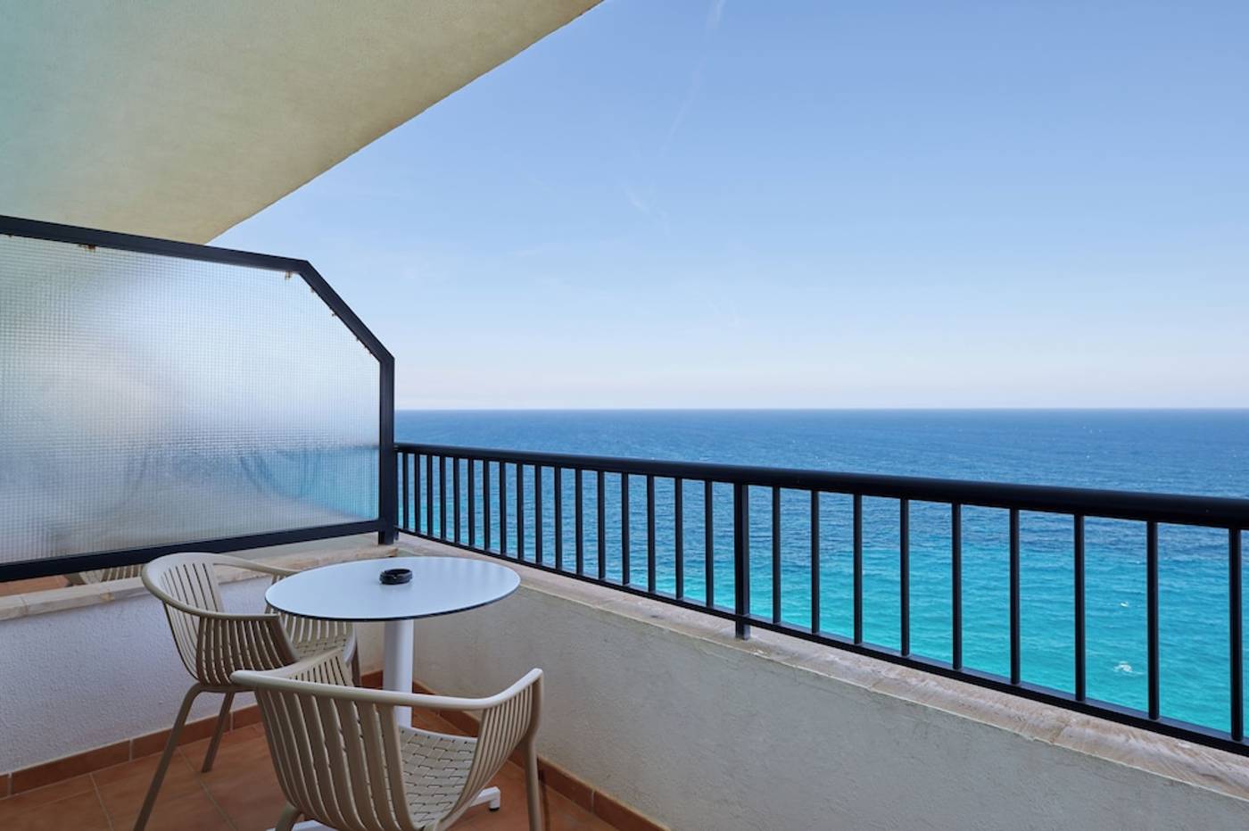 Alua Calas de Mallorca - 68FEC055053E3BCF8B9BEF8C3862A824649DA889