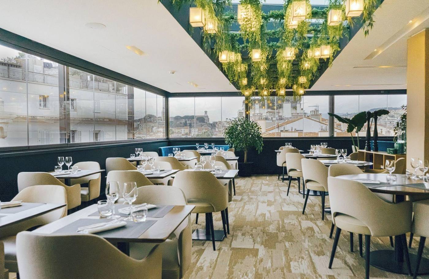 Five-Seas-Hotel-Restaurant-53