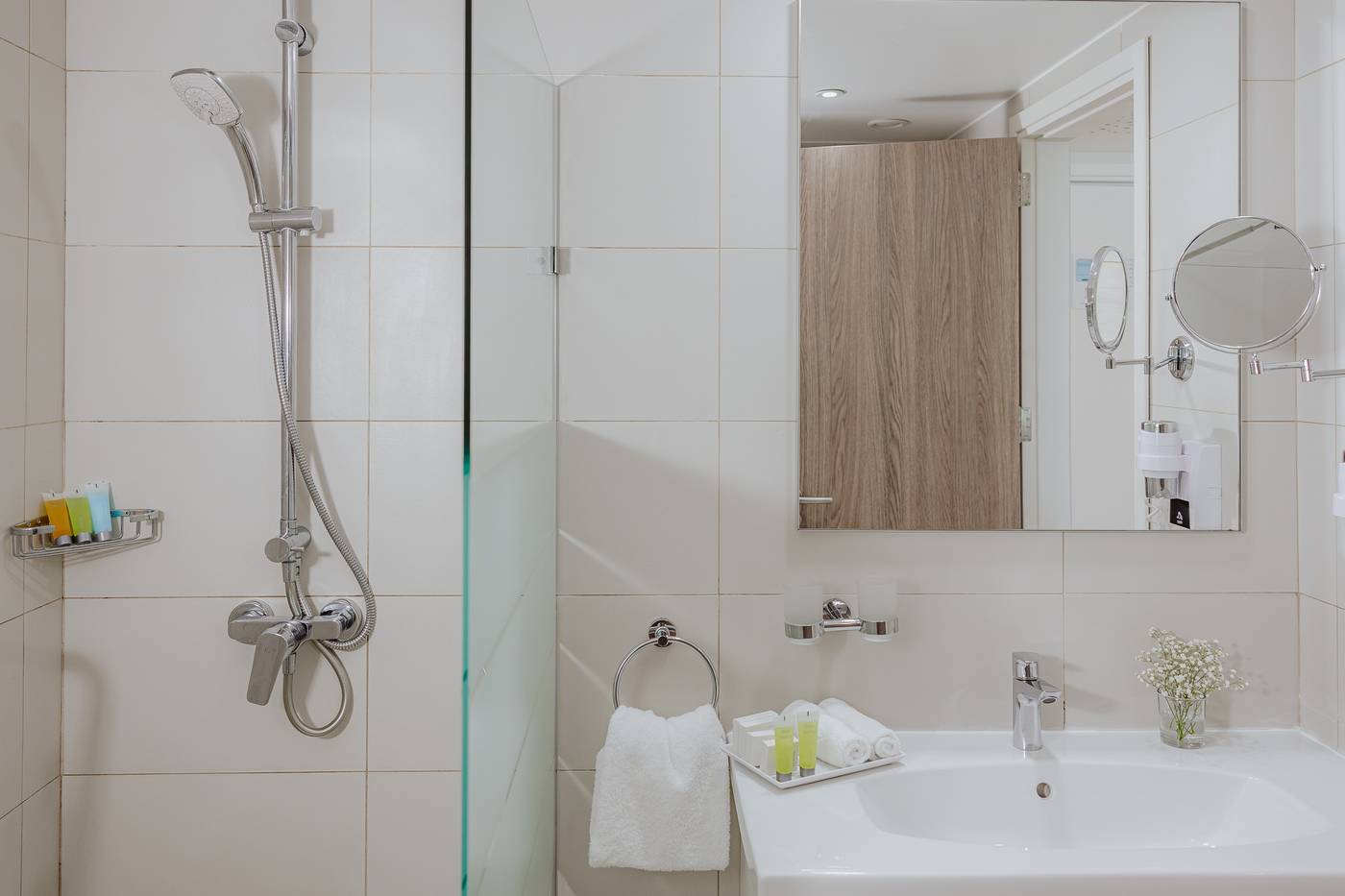 24.12.25 Tasia Maris Sands