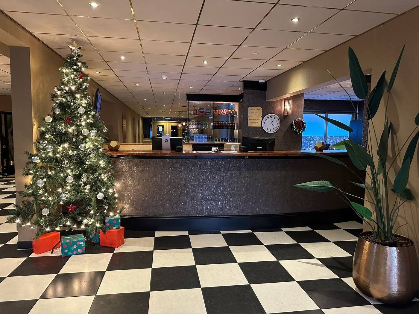 New-West-Inn-General-view-3