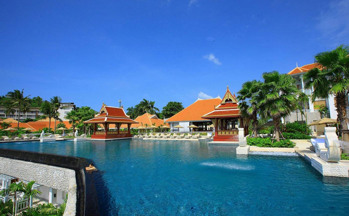 Amatara-Wellness-Resort-Pool-6