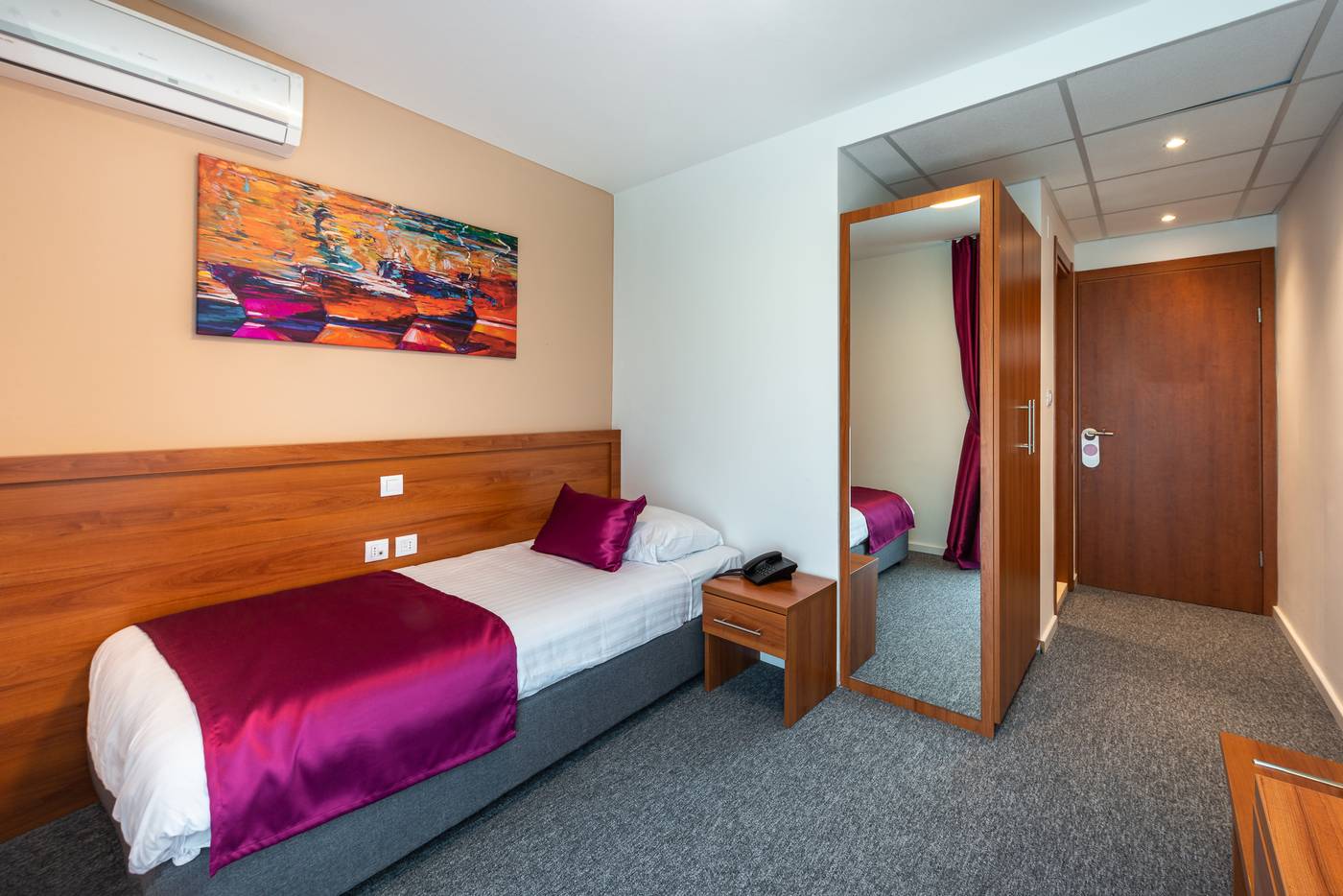 Hotel-Komodor-Room-23