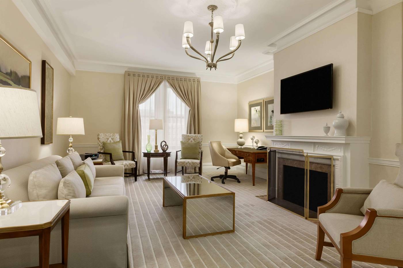 The-Fairmont-Copley-Plaza-Room-11