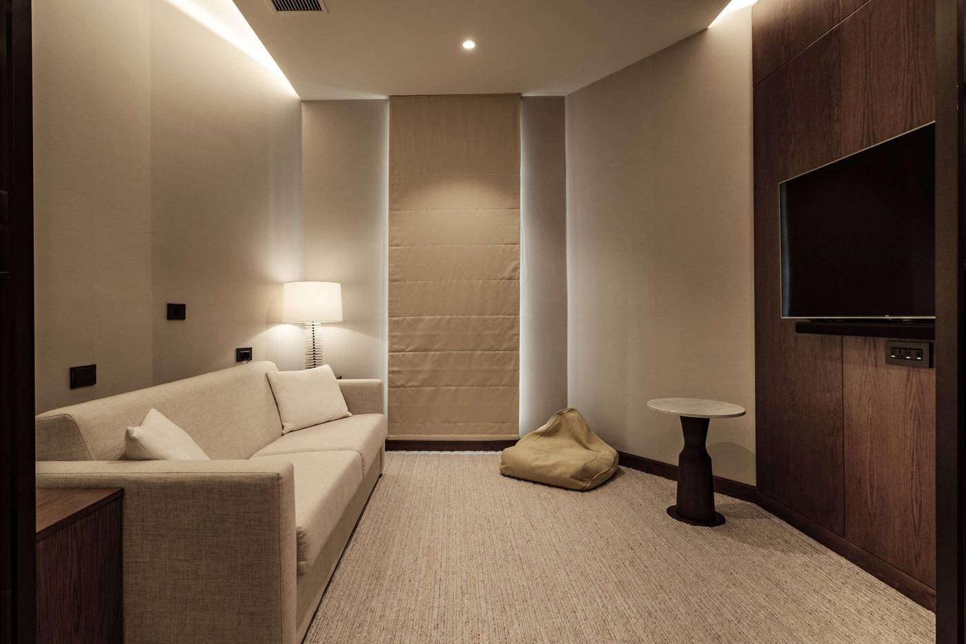 Radisson-Blu-Resort---Spa-Golden-Sands-Room-48