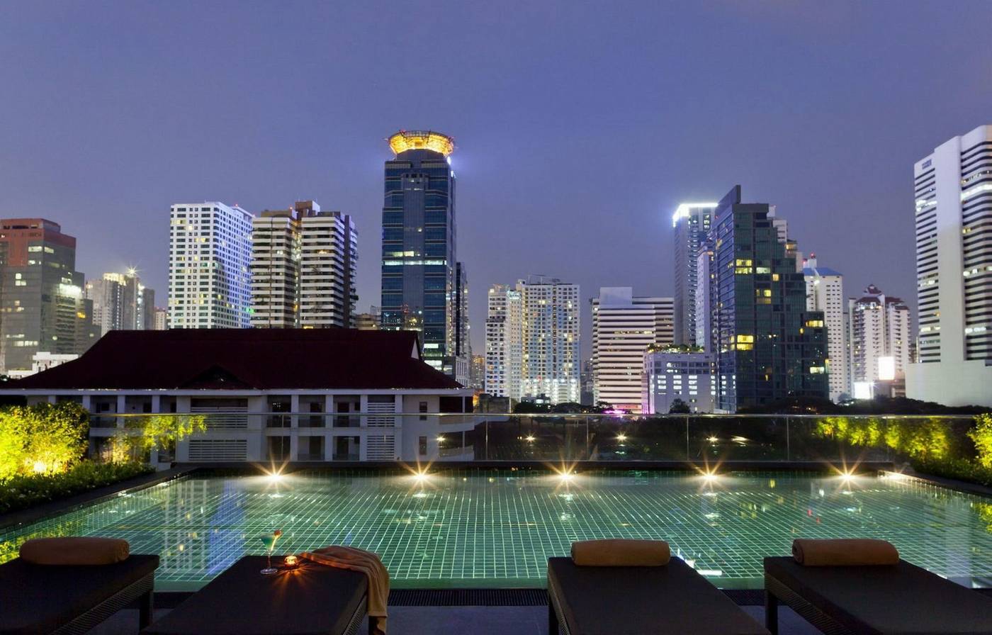 Maitria-Mode-Sukhumvit-15-Bangkok-Pool-6