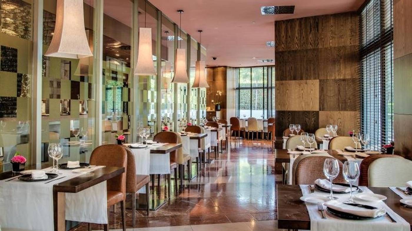 Eurostars-Madrid-Mirasierra-Suites-Restaurant-39