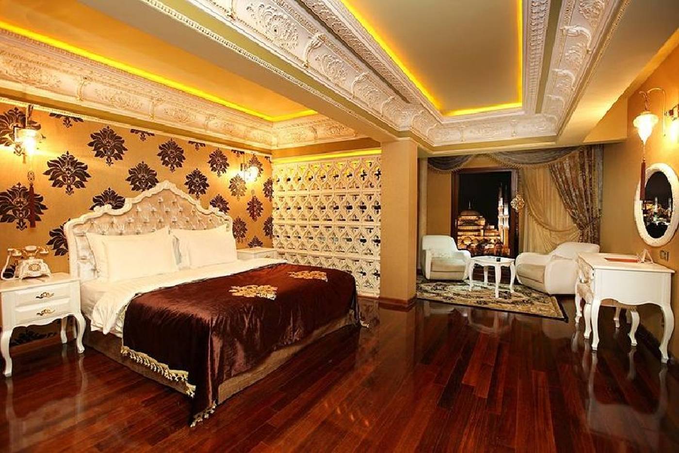Deluxe-Golden-Horn-Sultanahmet-Room-10