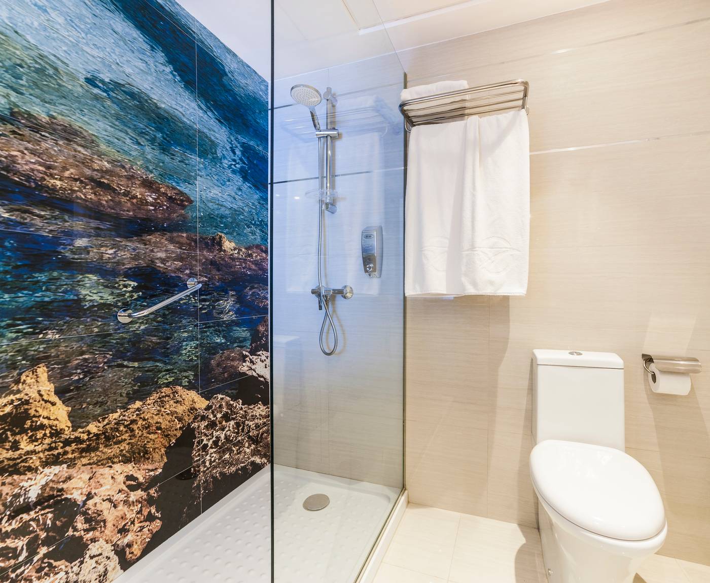 Hoteles-Globales-Club-Almirante-Farragut-Room-17