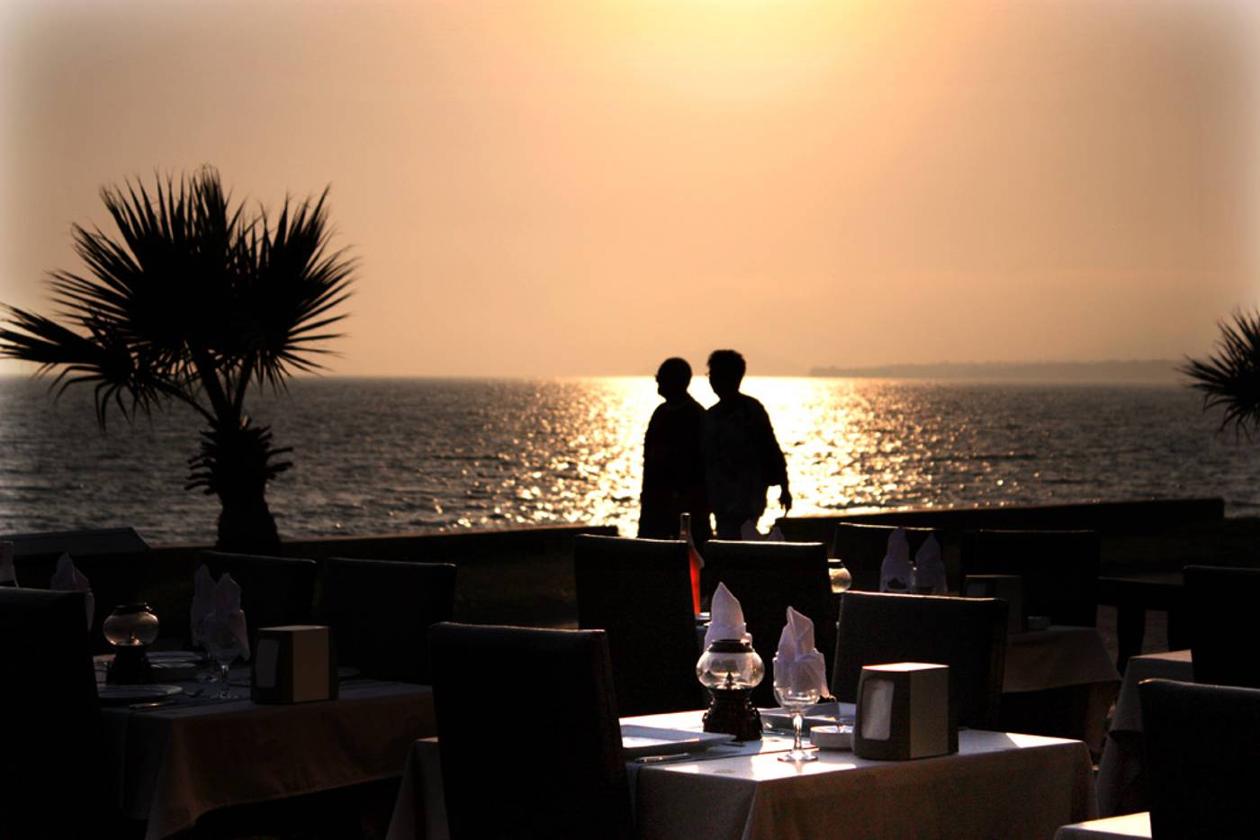 Mendos-Restaurant-39