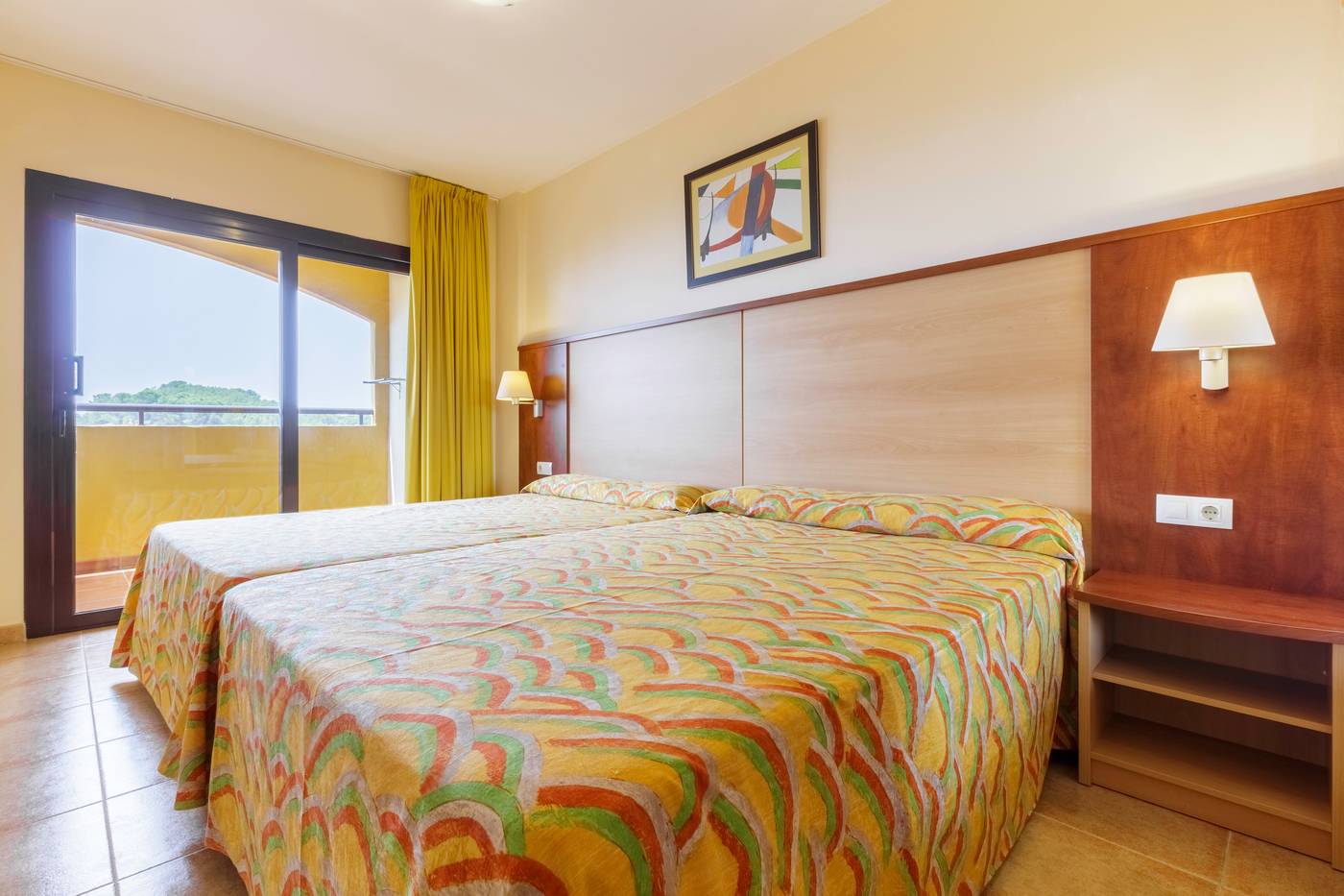 Best-Alcazar-Room-22