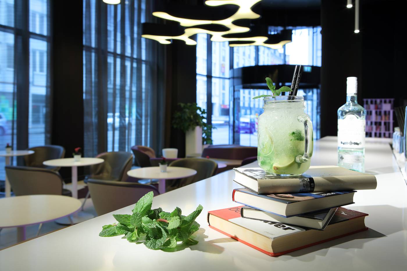 Eurostars-Book-Hotel-Bar-18