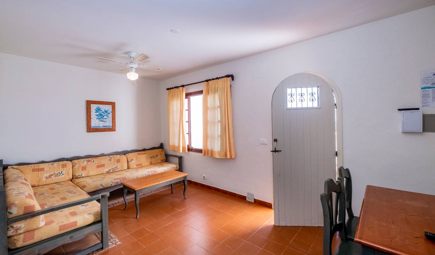 Son-Bou-Gardens-Room-41