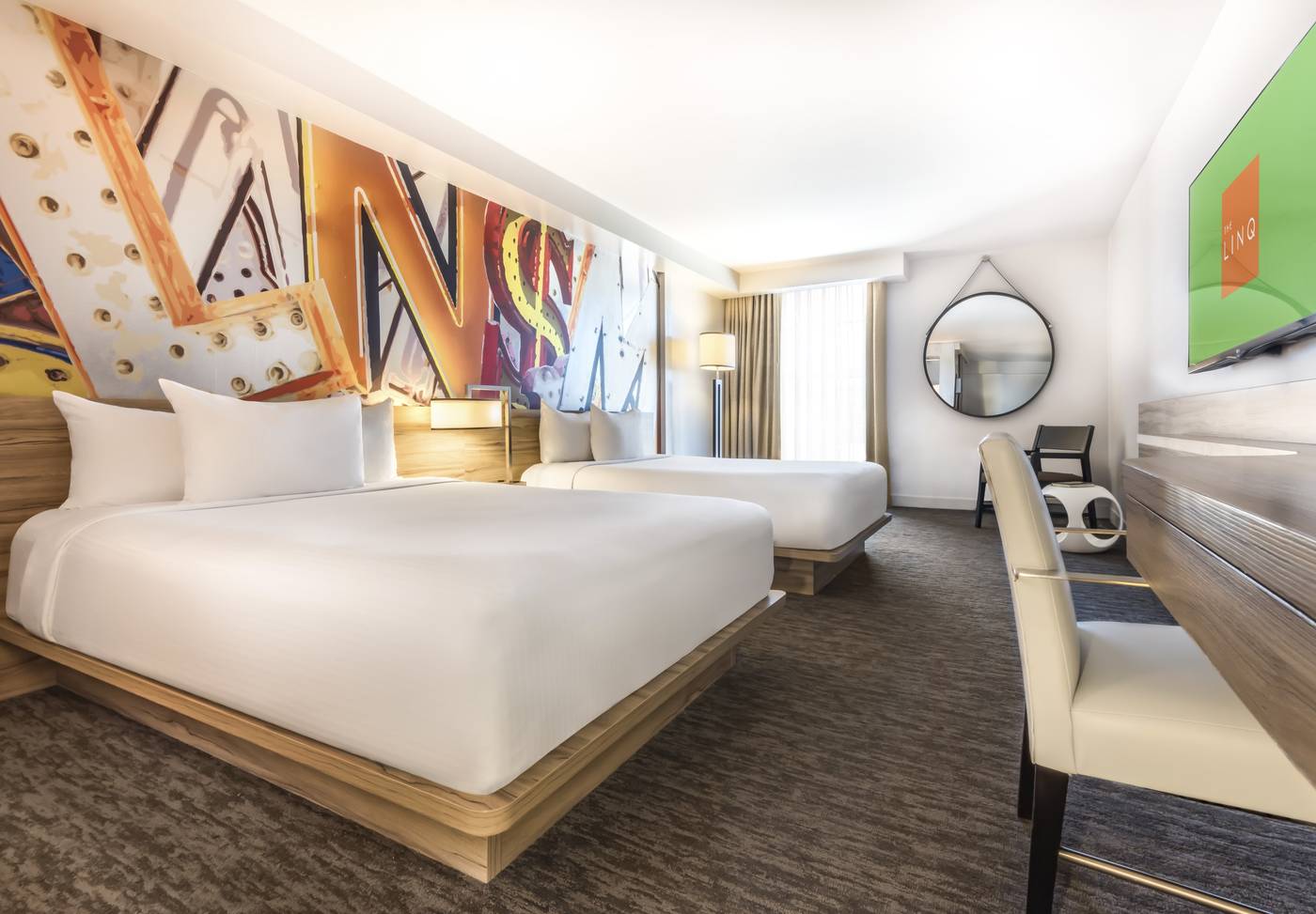 The-LINQ-Hotel-and-Casino---A-Caesars-Rewards-Destination-Room-20