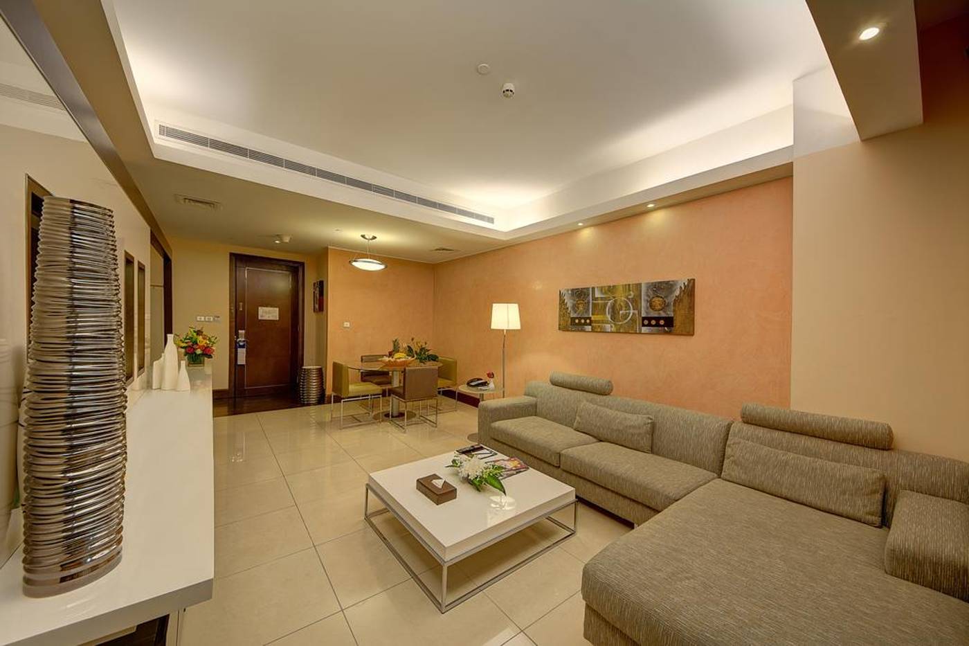Grand-Excelsior-Bur-Dubai-Room-52