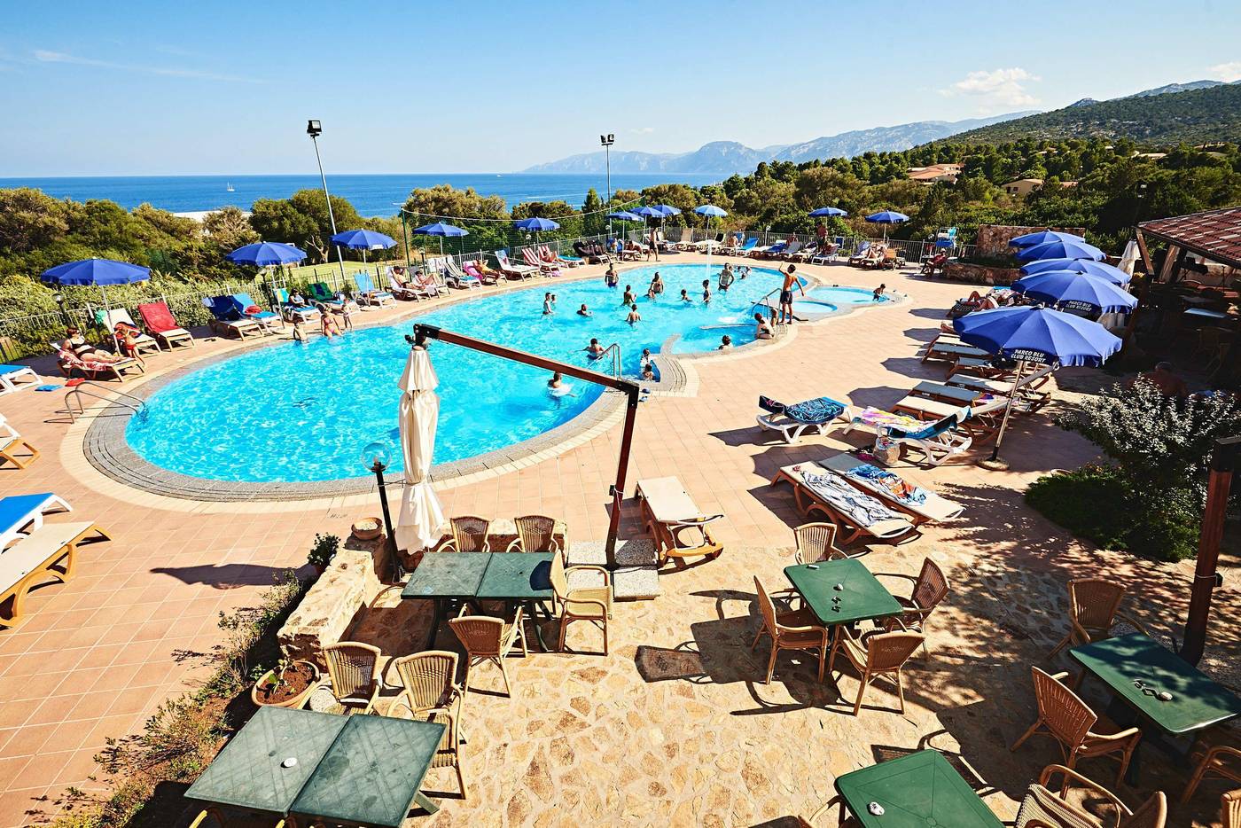 Parco-Blu-Club-Resort-Pool-2