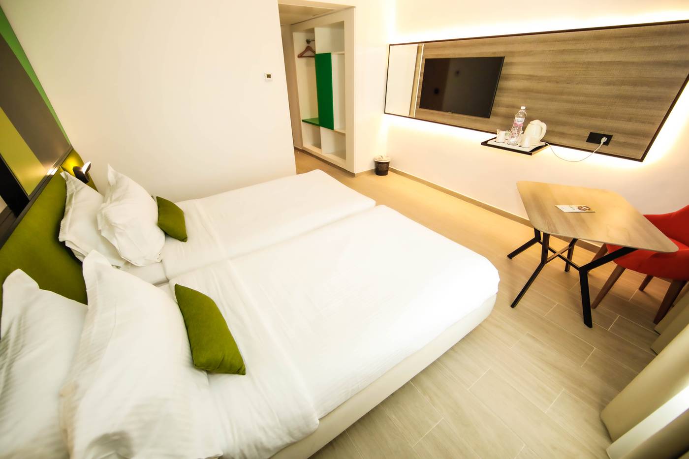 Campanile-El-Mechtel-Room-9