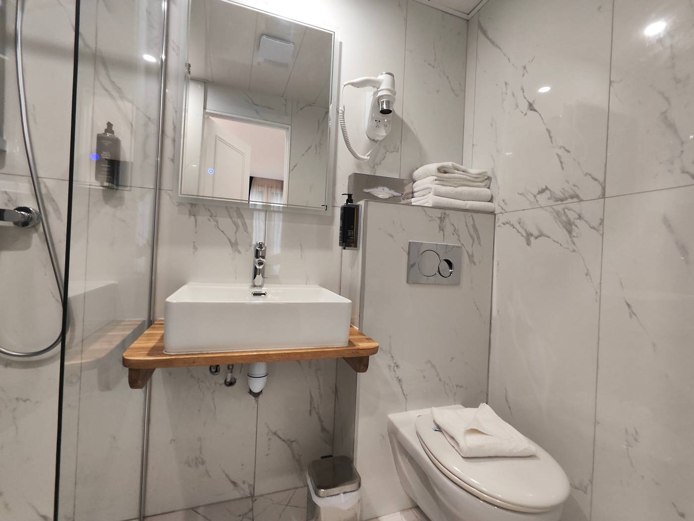 Atelier-Montparnasse-Room-50