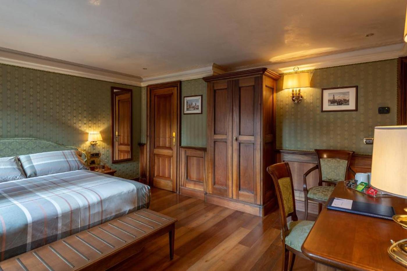 Hotel-Montecarlo-Room-36