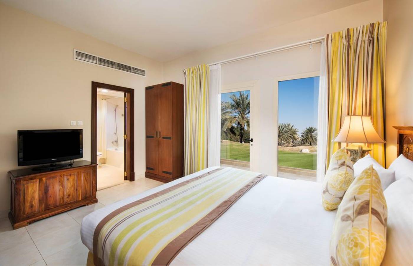 Al-Hamra-Residence-Room-33