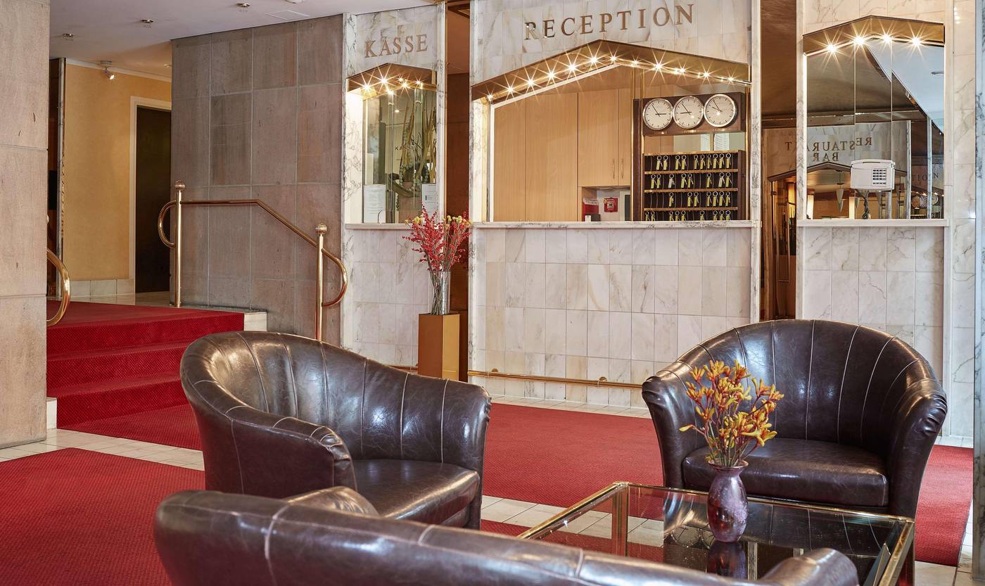 Derag Livinghotel Maximilian-Germany-NUREMBERG-Lobby-10