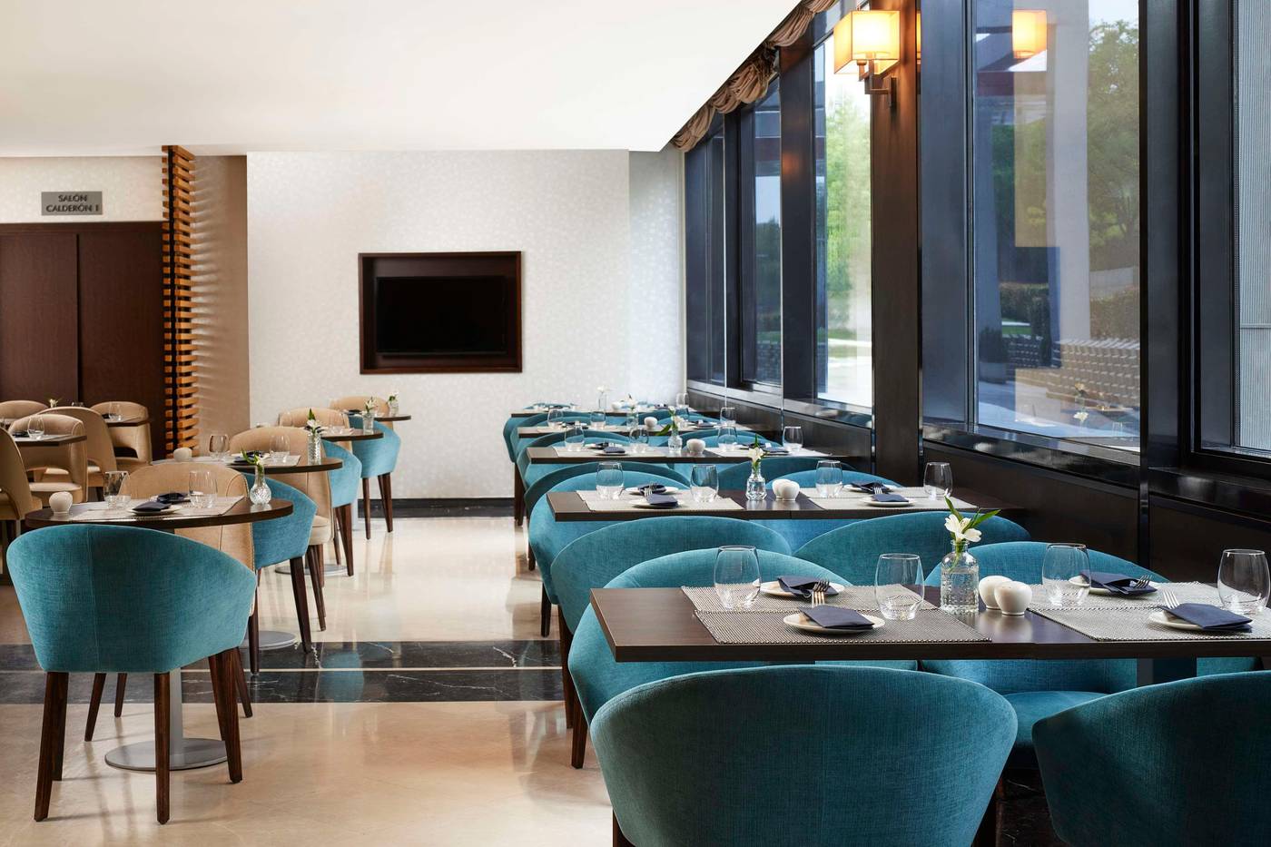 NH-Madrid-Ribera-del-Manzanares-Restaurant-12