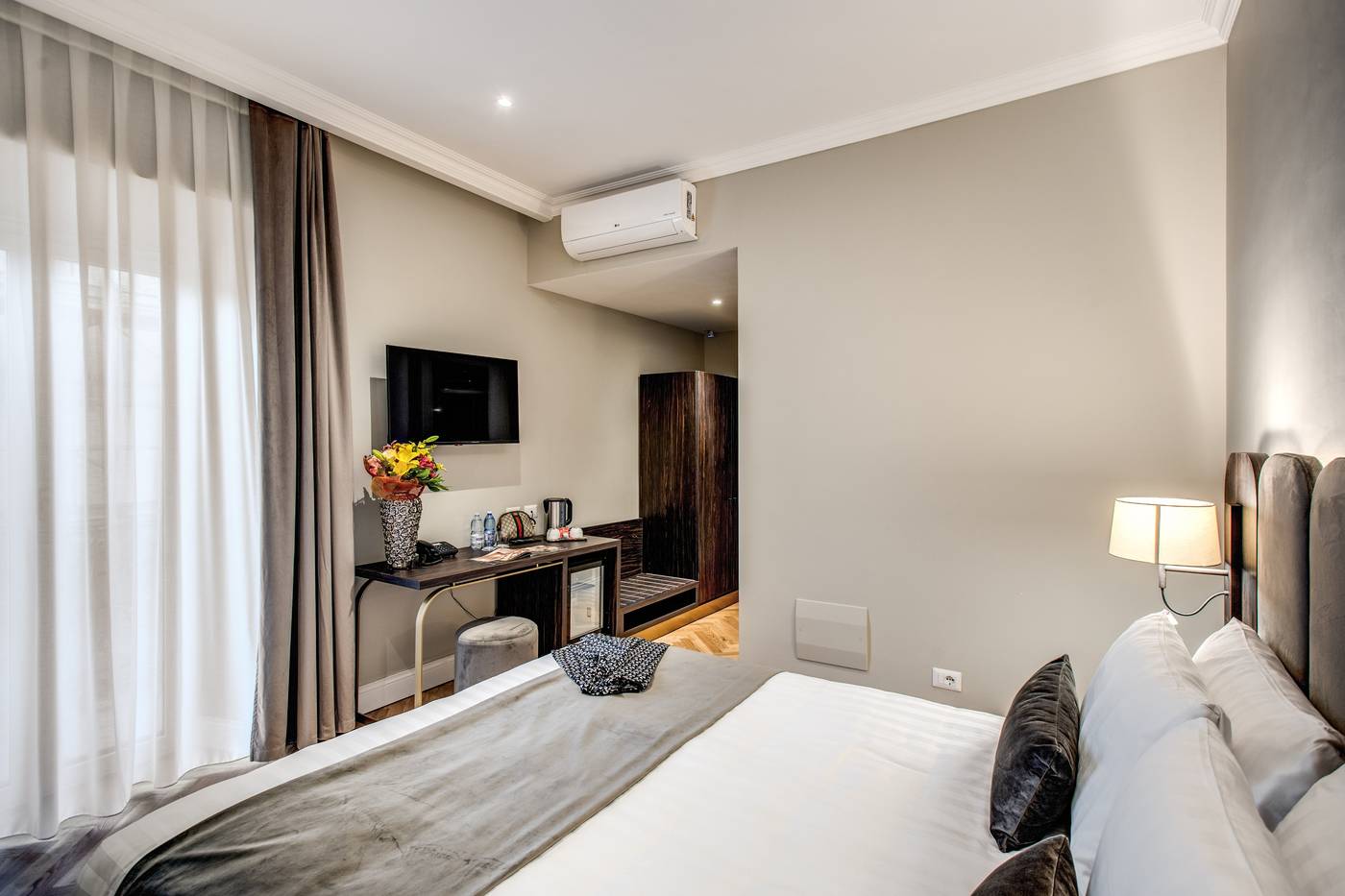 Hotel-87-Eightyseven-Room-4