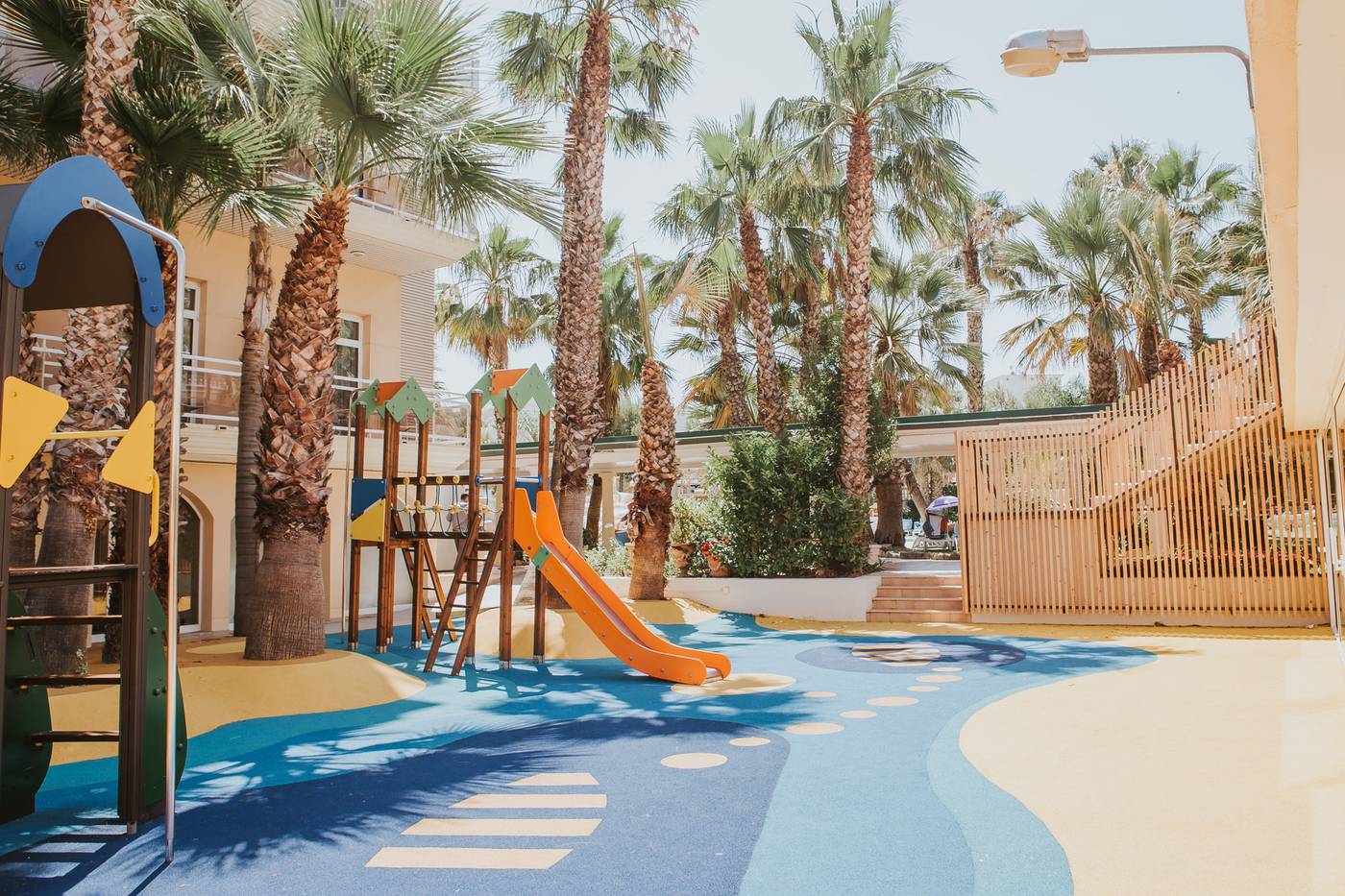 Palas-Pineda-Sports-and-Entertainment-71