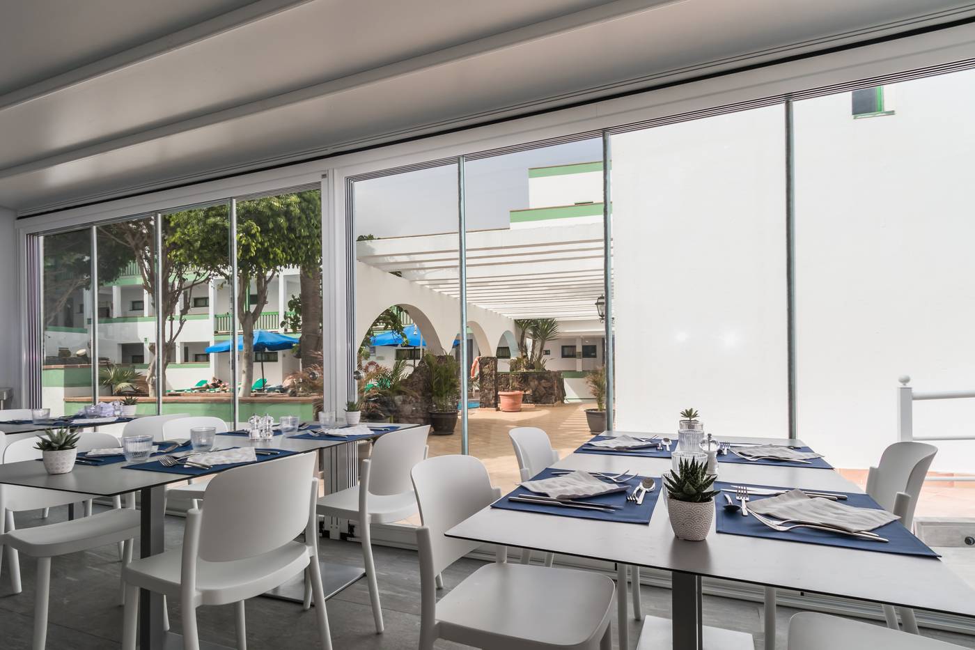 Esquinzo-Monte-del-Mar-Restaurant-39