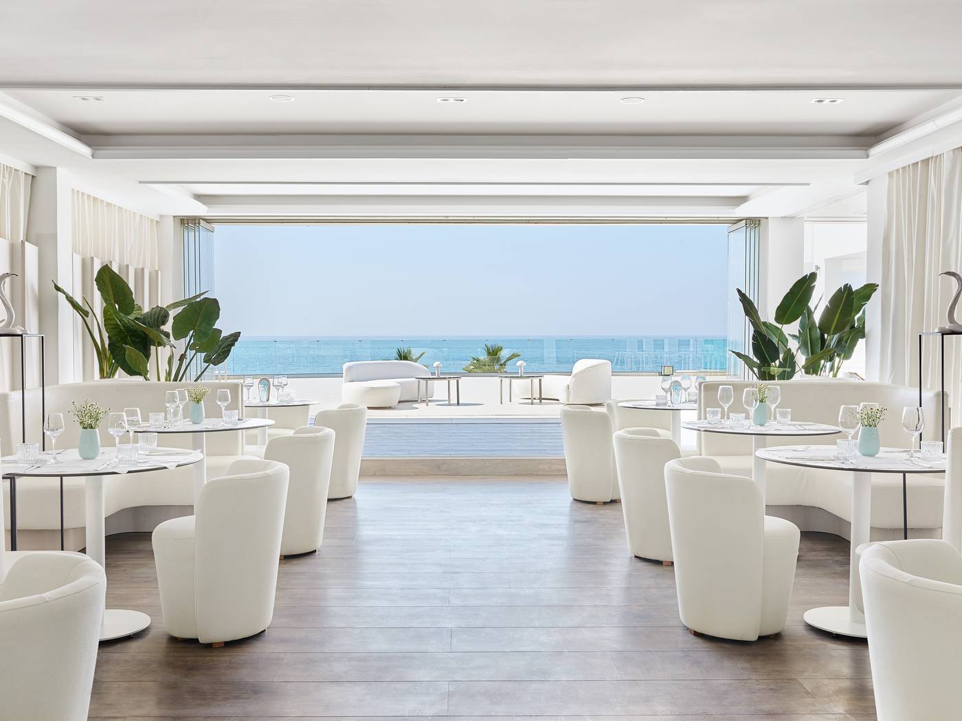 Grecotel-LUXME-White-General-view-52