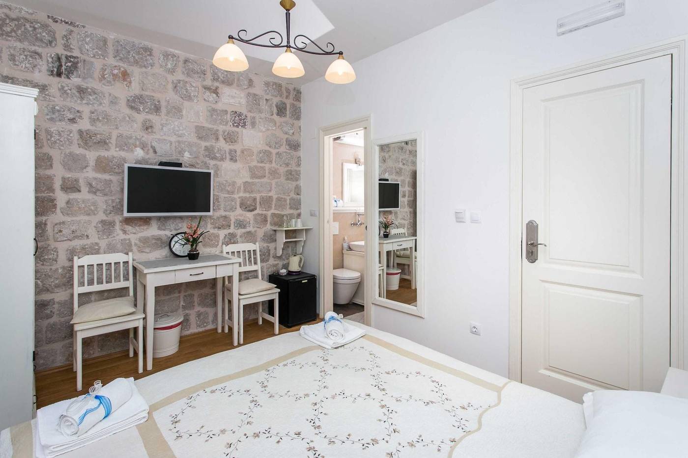 Lumin-Guesthouse-Room-31