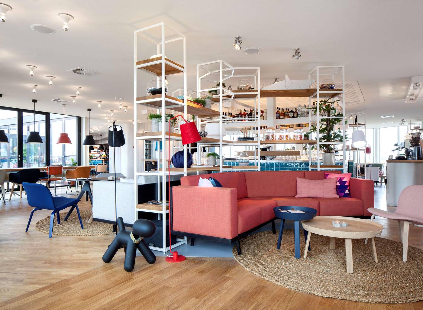 Zoku-Amsterdam-Lobby-13