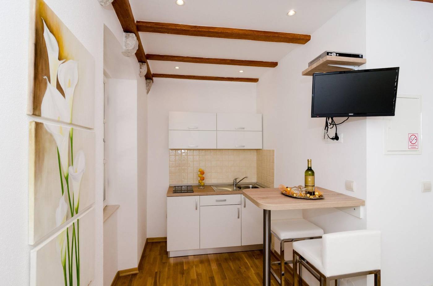 Apartments-Raic-Room-20