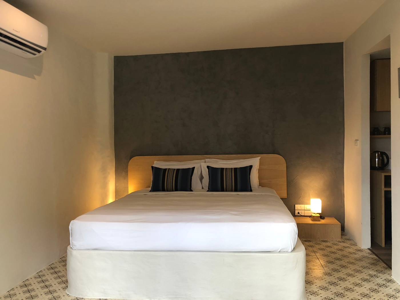 Punnpreeda-Beach-Resort-Room-32