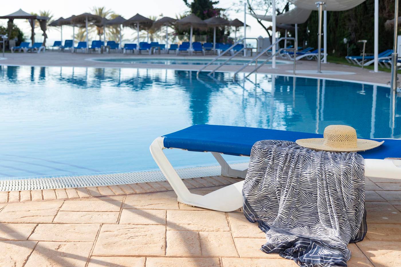 Hotel-Club-Palia-La-Roca-Pool-7