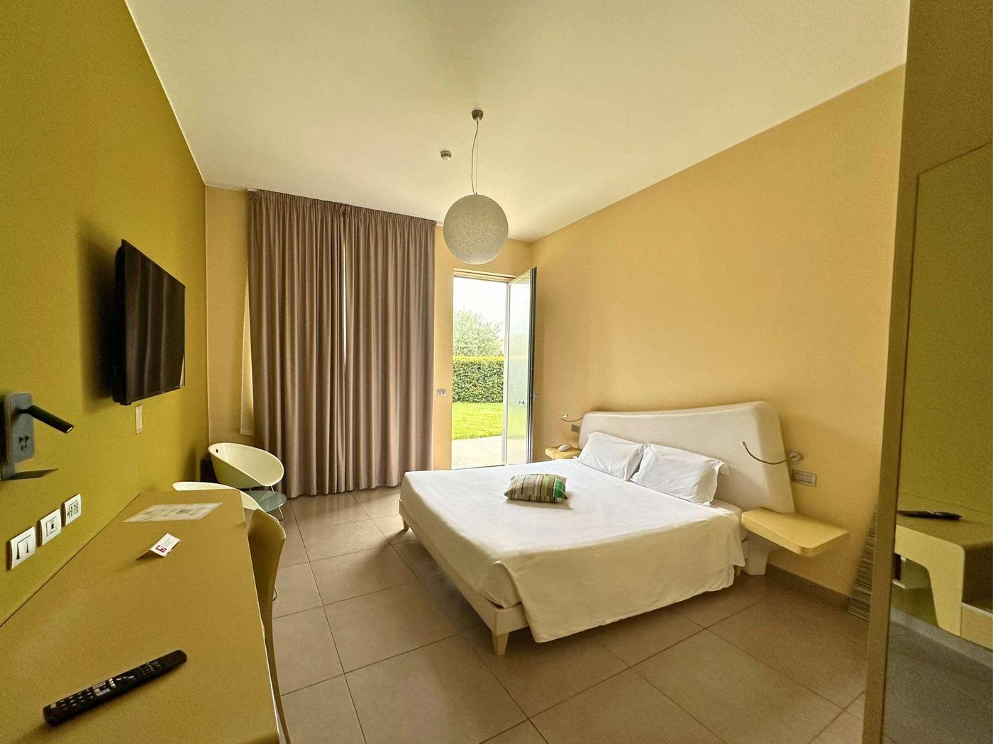 Ibis-Styles-Catania-Acireale-Room-38