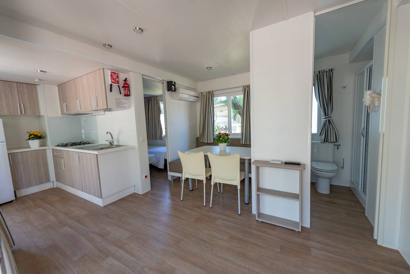 Club-del-Sole-Stork-Family-Collection-Room-14