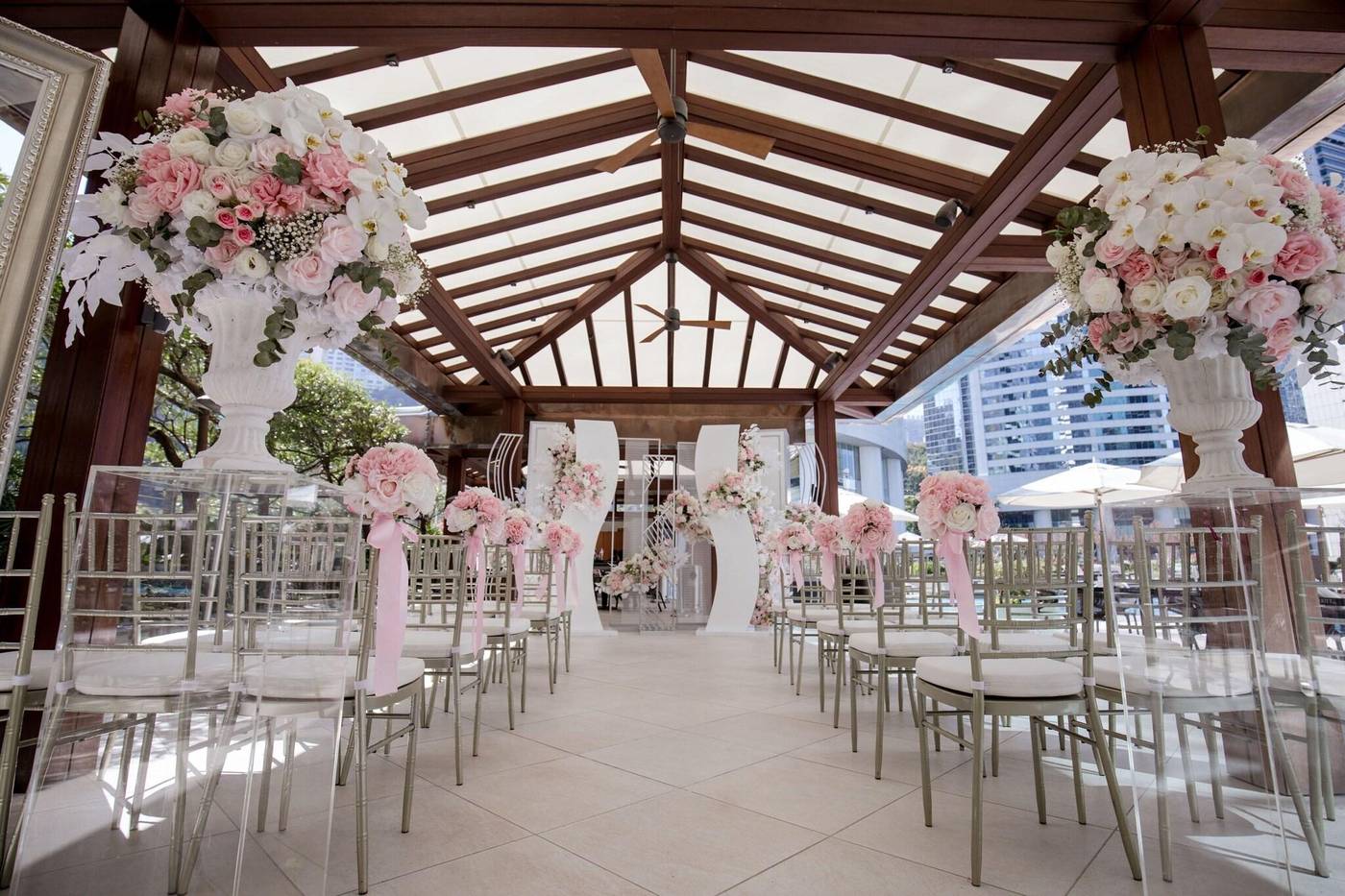 Jw-Marriott-Hotel-Hong-Kong-Pool-66