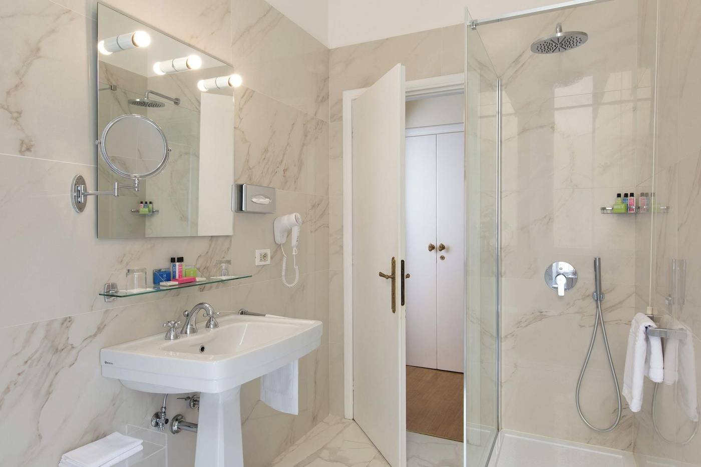 Hotel-Quirinale-Room-41