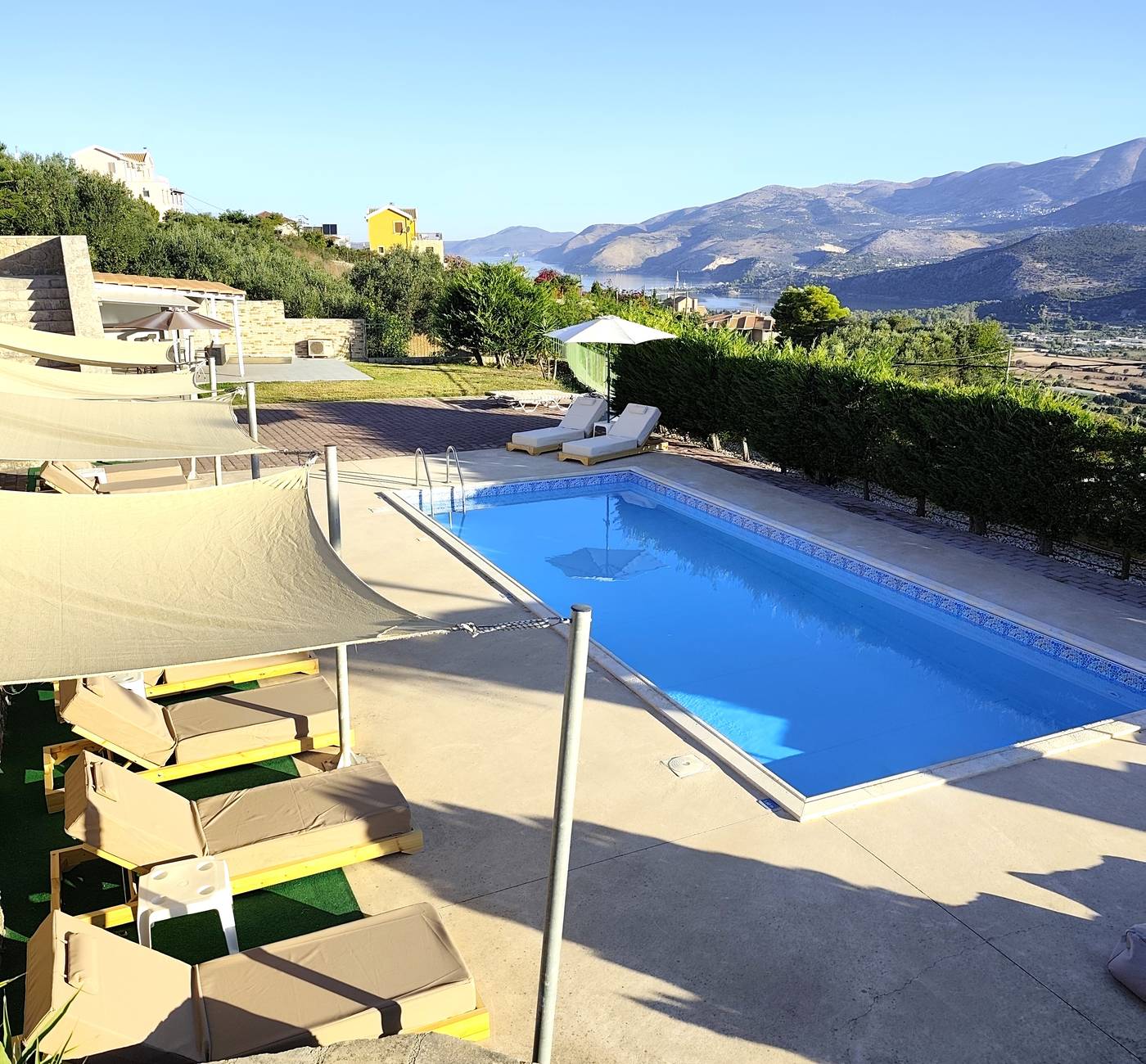 Lagoon-View-Apartments---Adults-Only-General-view-1