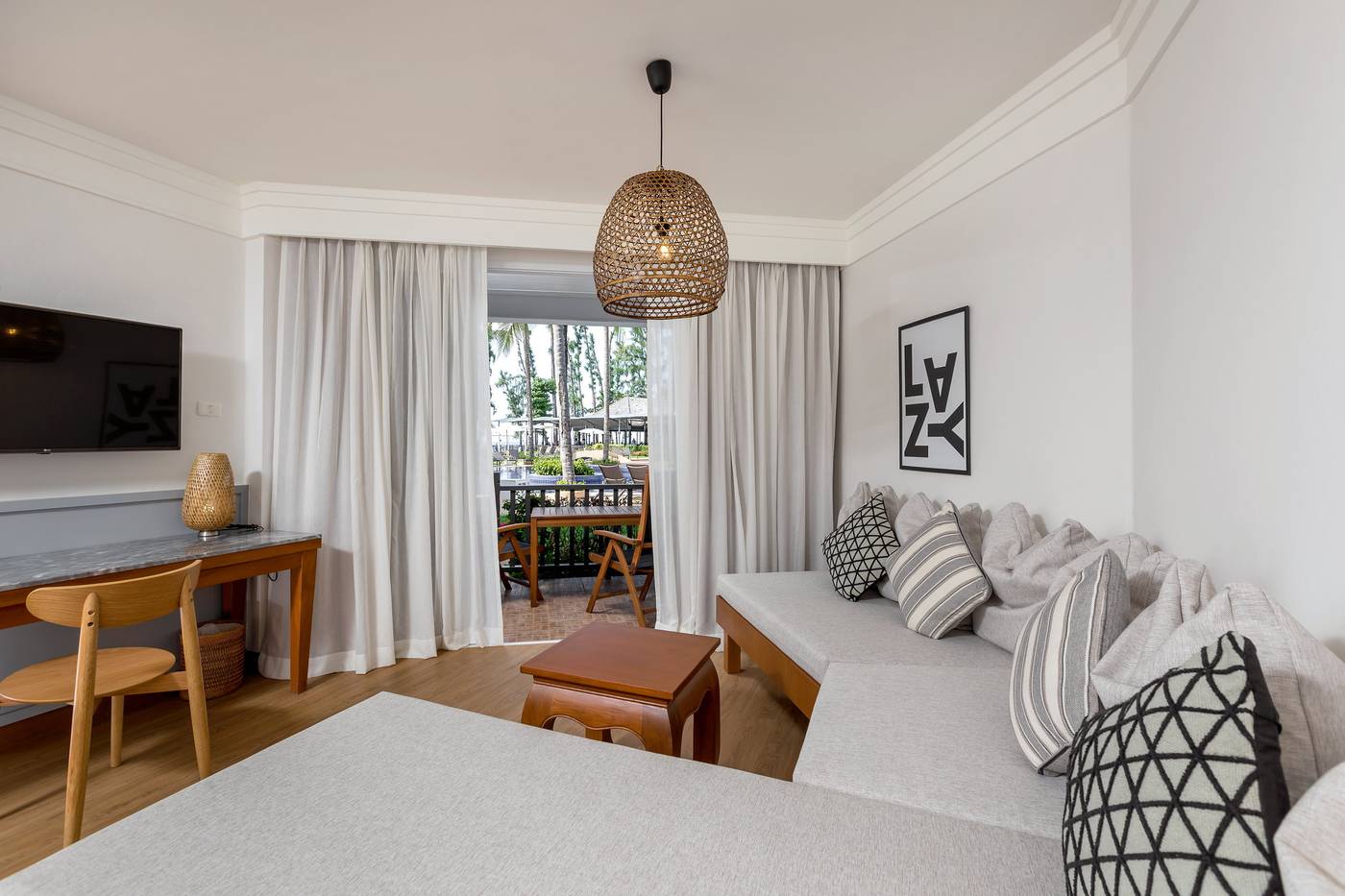 Sunwing-Bangtao-Beach-Room-35