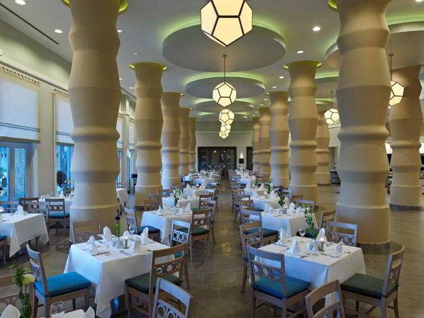Xanadu-Island-Restaurant-36