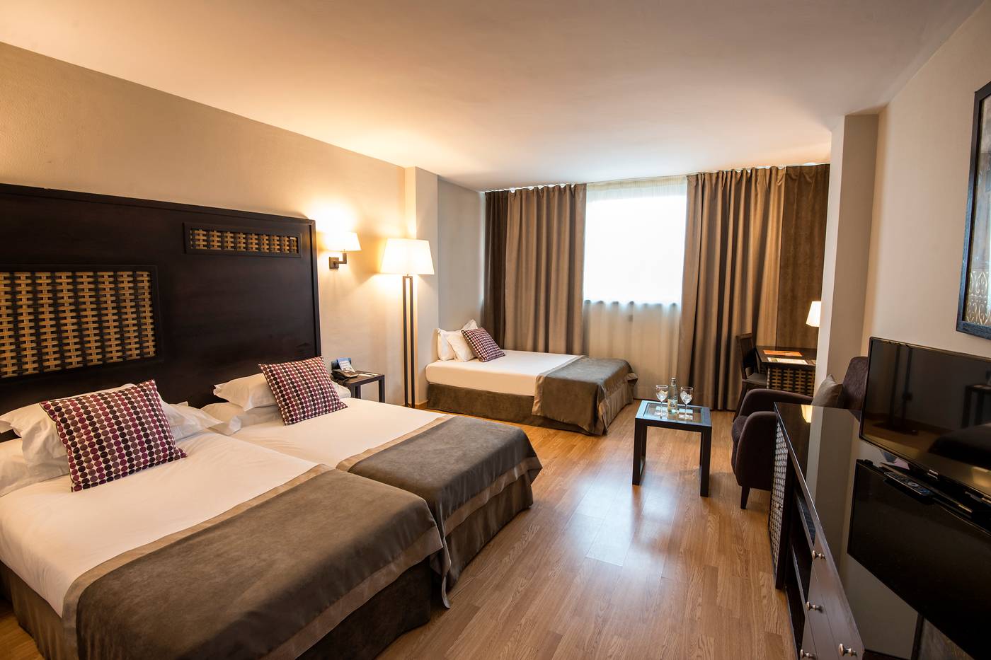 Sercotel-Malaga--ex-Silken-Puerta--Room-20