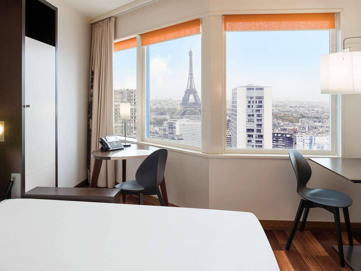 Adagio-Paris-Tour-Eiffel-Room-33