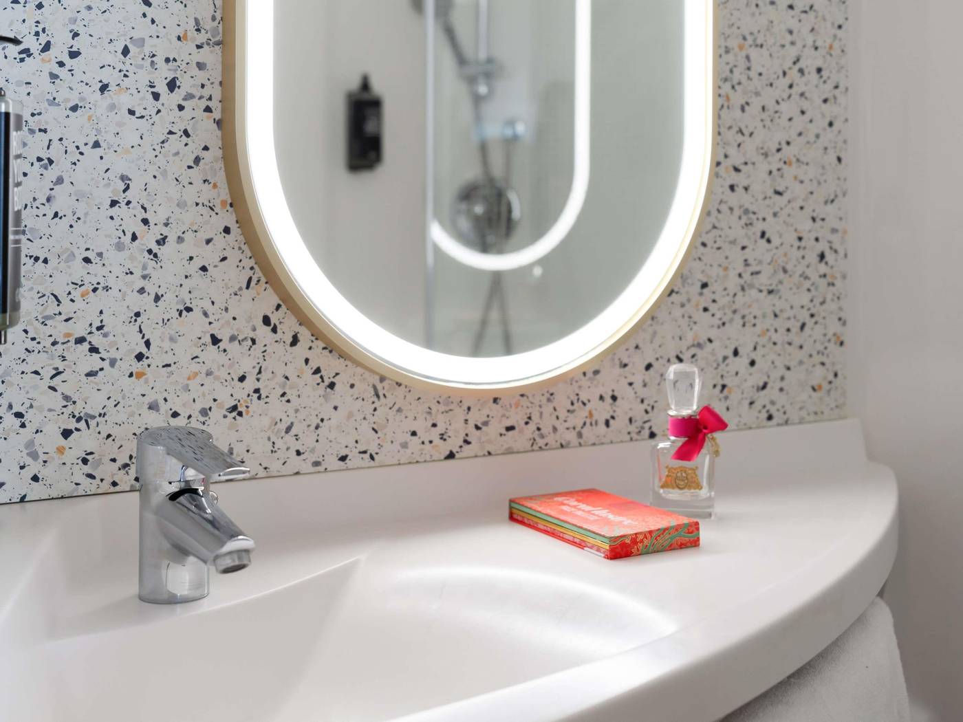 Ibis-Marne-la-Vallee-Val-d-Europe-Room-48