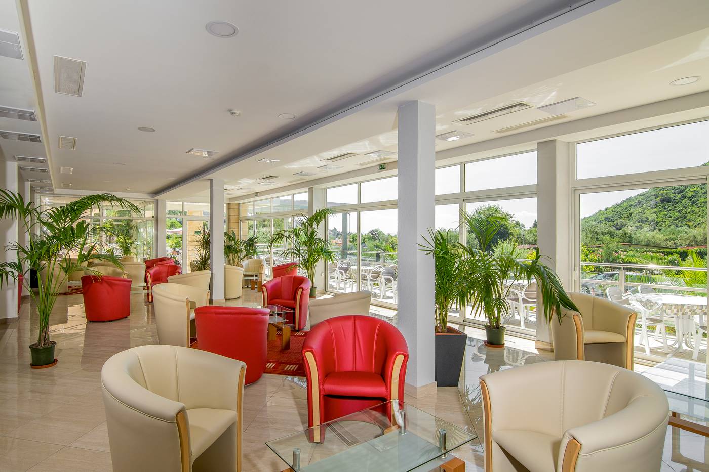 Hotel Hedera-Croatia-RABAC-Lobby-4