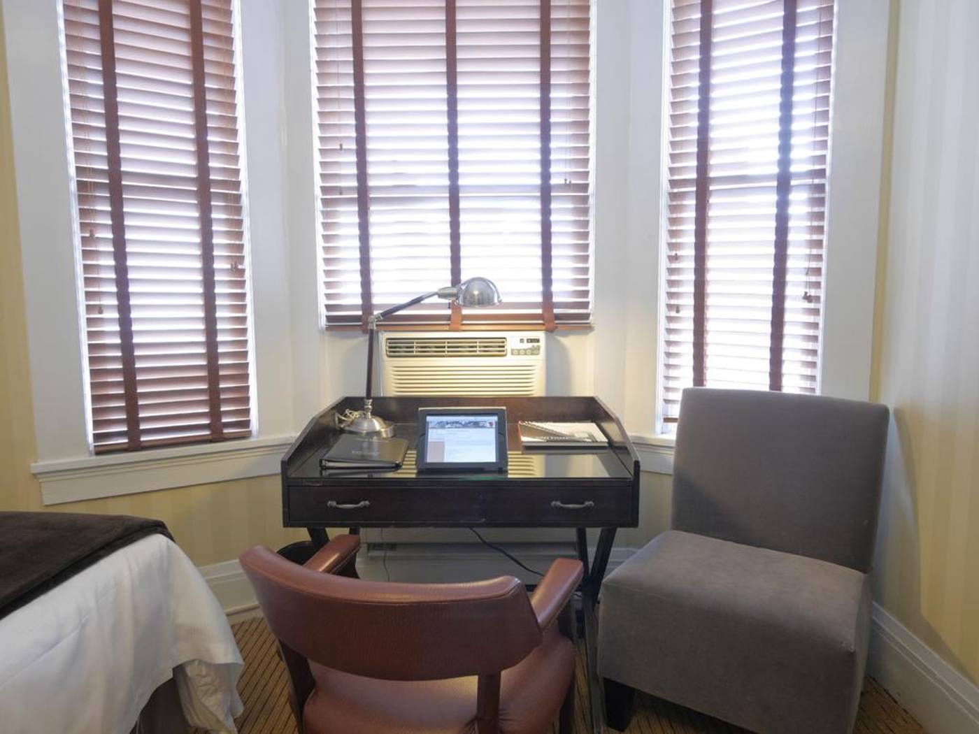 Executive Hotel Vintage Court