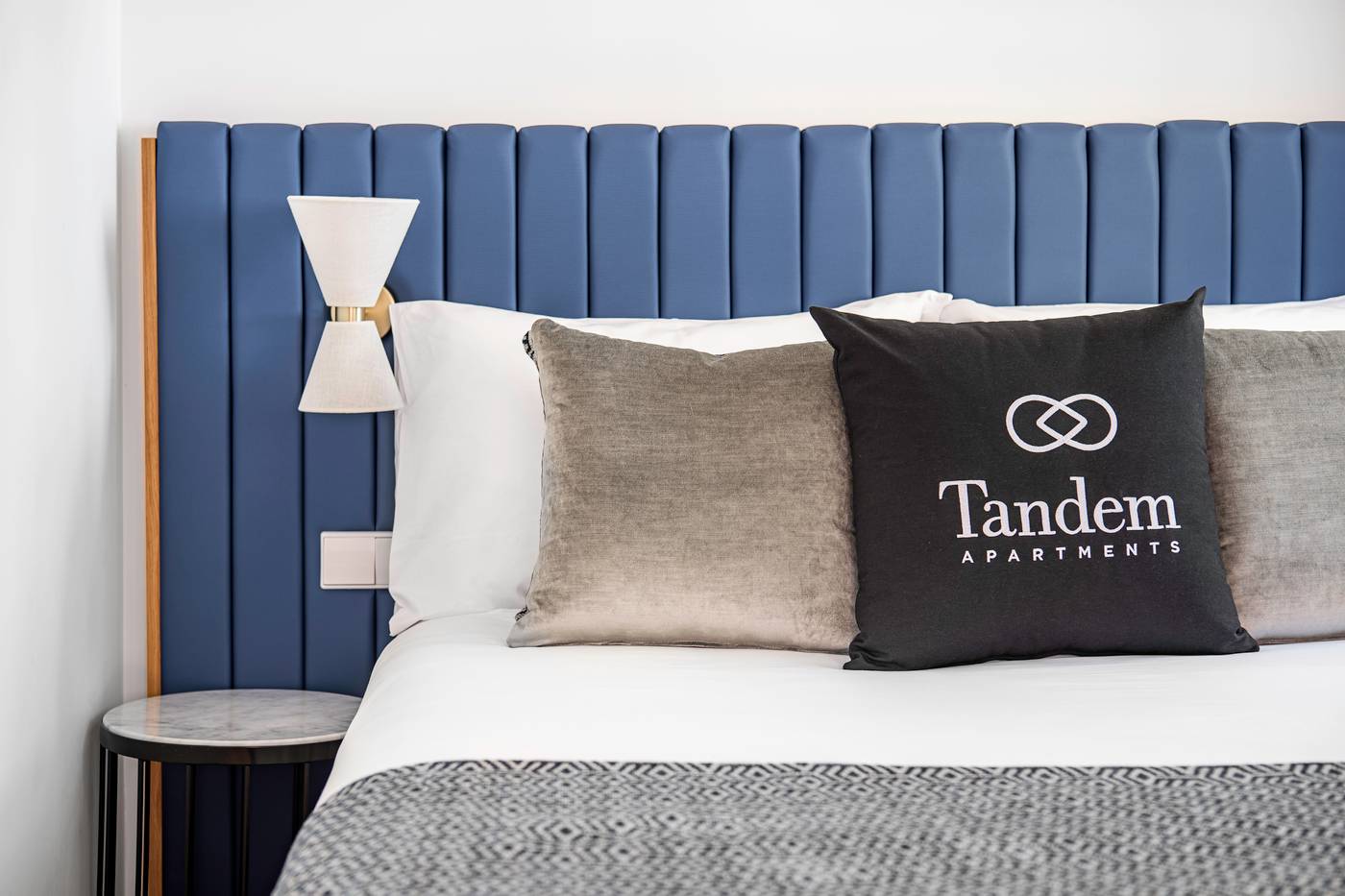 Tandem-Palacio-Alfama-Suites-Room-38