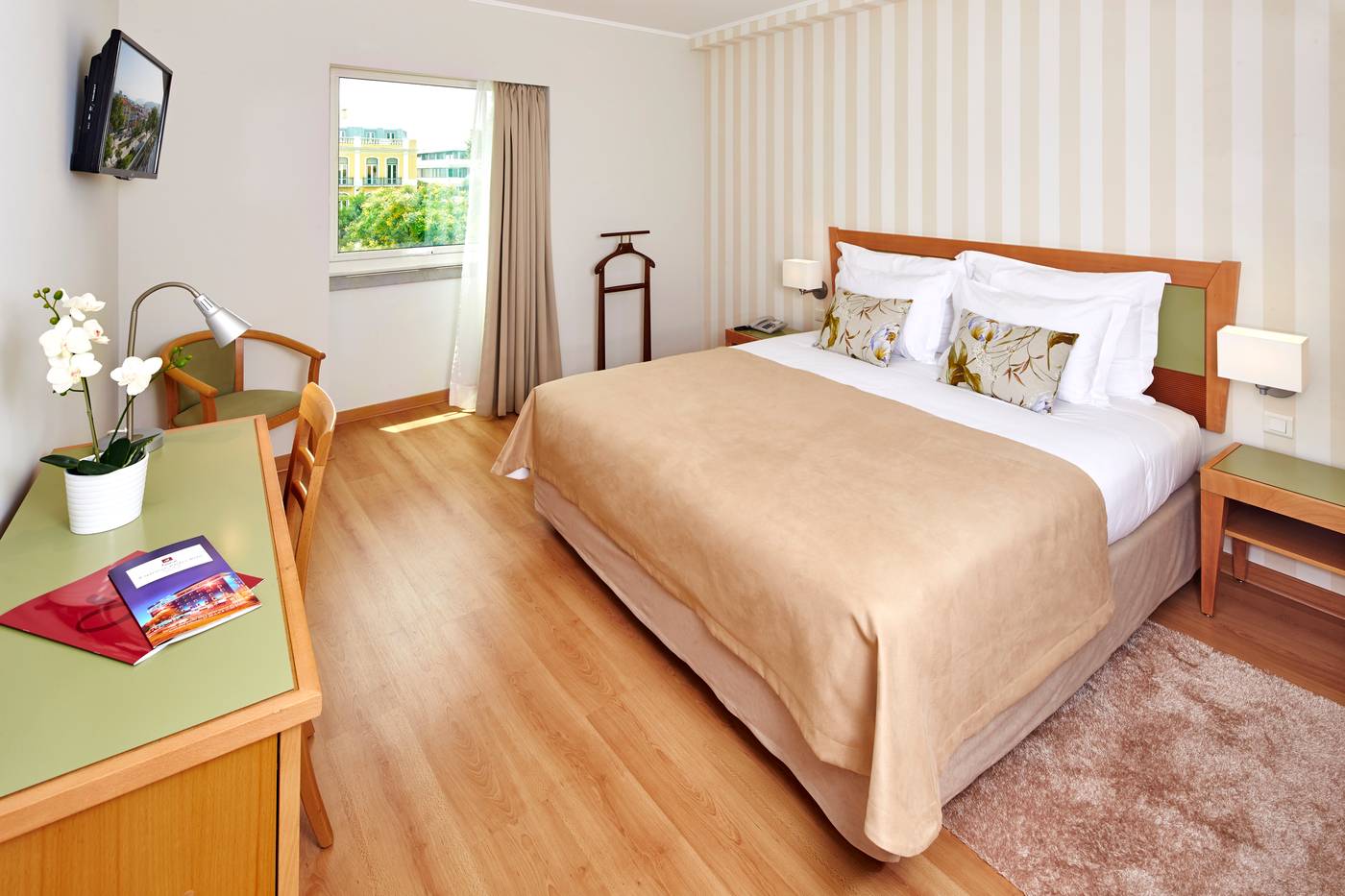 Luna-Esperanca-Centro-Hotel-Room-5