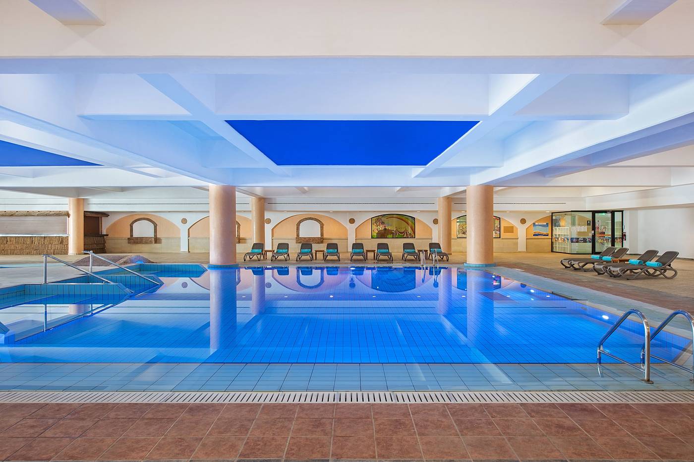 Adams-Beach-Hotel-Pool-84