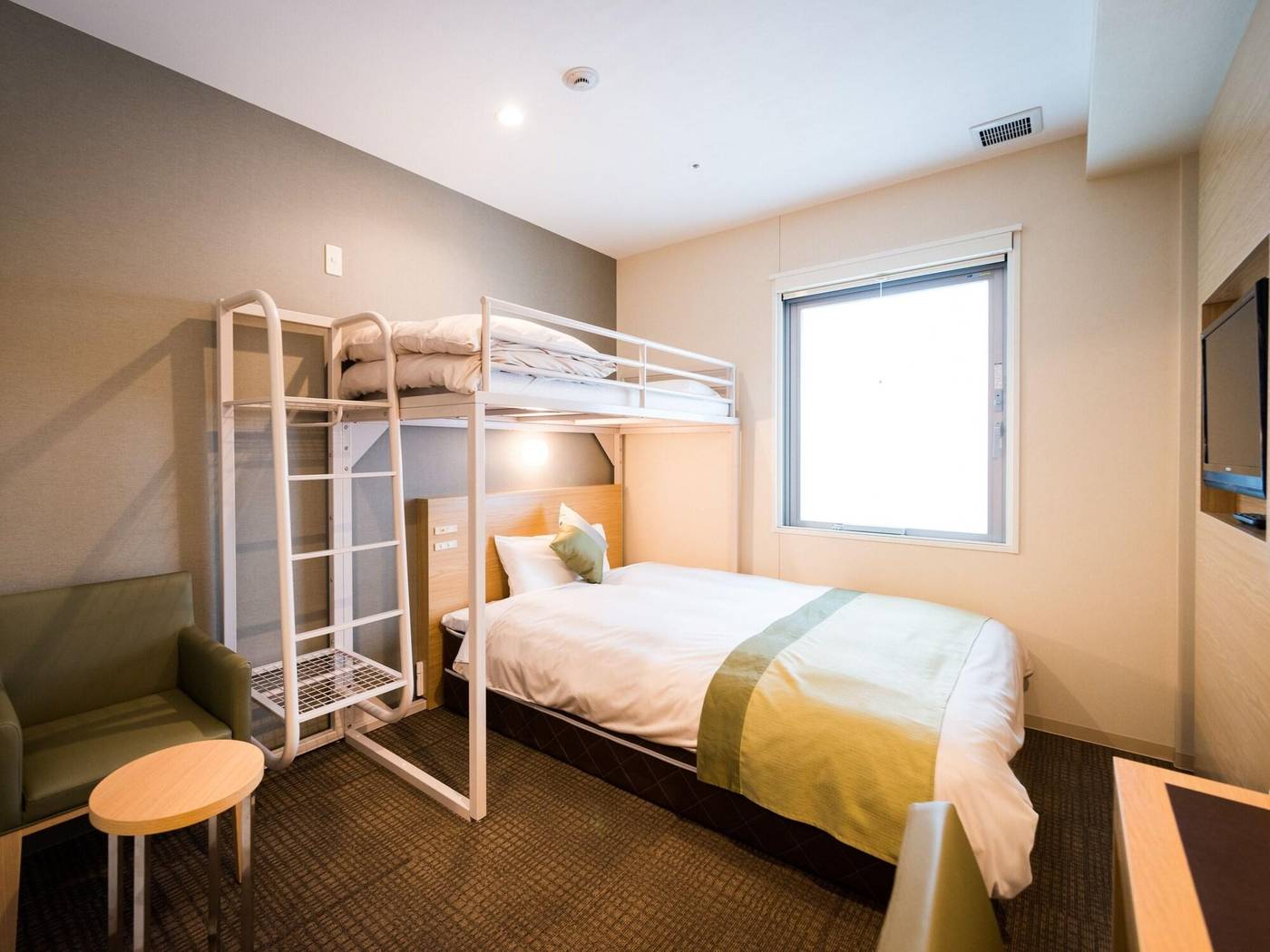 Super Hotel Premier Tokyo-Eki Yaesu Chuo-Guchi-Japan-Tokyo-Room-8